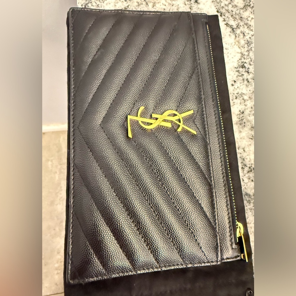 Saint Laurent Black with YSL gold logo grain leather Wallet. Authentic 1000%